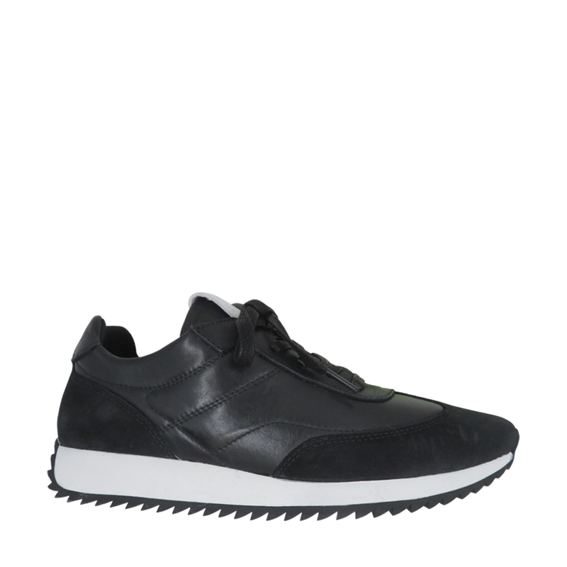 EOS Springer – Shoes On Picton